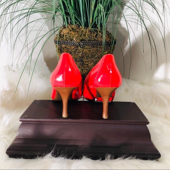 Calvin Klein Orange color Patent Pump; size 6 1/2 - Picture 3 of 3